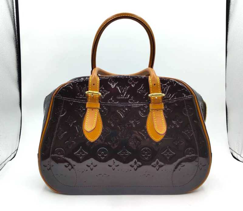 ルイヴィトン買取 サミットドライブ モノグラムヴェルニ M93516